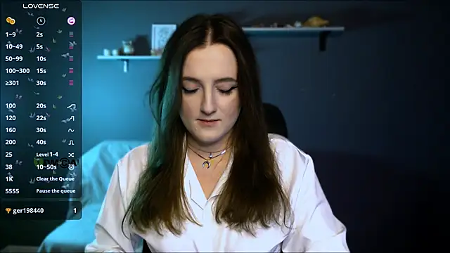 Snapshot of luna_berryy chatting on 10, 11, 2025 luna berryy online show from 10, 11, 2025