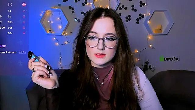 Snapshot of luna_berryy chatting on 13, 11, 2025 luna berryy online show from 13, 11, 2025