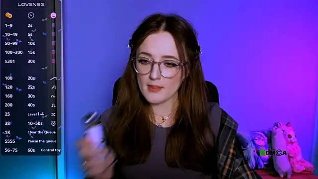 Snapshot of luna_berryy chatting on 15, 11, 2025 luna berryy online show from 15, 11, 2025