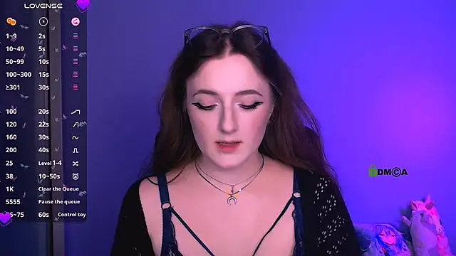 Snapshot of luna_berryy chatting on 19, 11, 2025 luna berryy online show from 19, 11, 2025