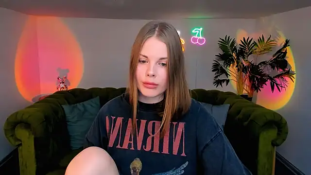 holy kitty online show from 19, 9, 2025