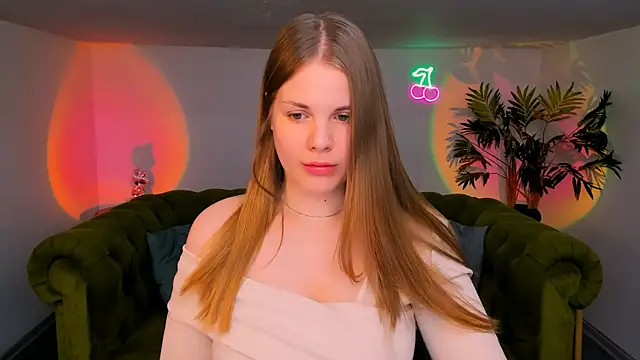 holy kitty online show from 8, 10, 2025