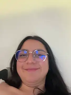 Snapshot of Cassie-millers chatting on 17, 12, 2024 Cassie-millers online show from 17, 12, 2024