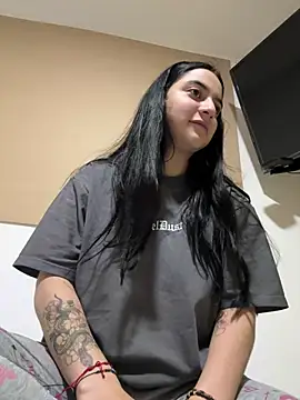 Snapshot of Cassie-millers chatting on 17, 1, 2025 Cassie-millers online show from 17, 1, 2025