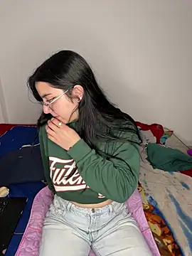 Snapshot of Cassie-millers chatting on 22, 1, 2025 Cassie-millers online show from 22, 1, 2025