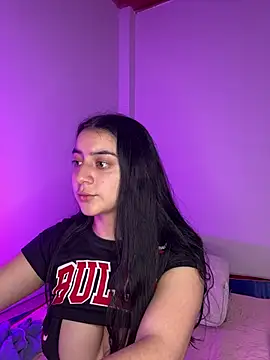 Snapshot of Cassie-millers chatting on 17, 2, 2025 Cassie-millers online show from 17, 2, 2025