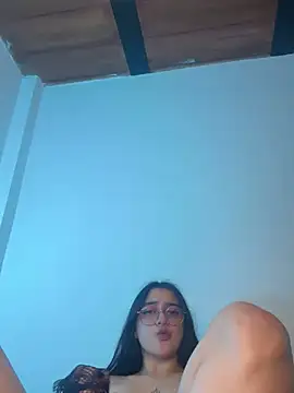 Snapshot of Cassie-millers chatting on 4, 3, 2025 Cassie-millers online show from 4, 3, 2025