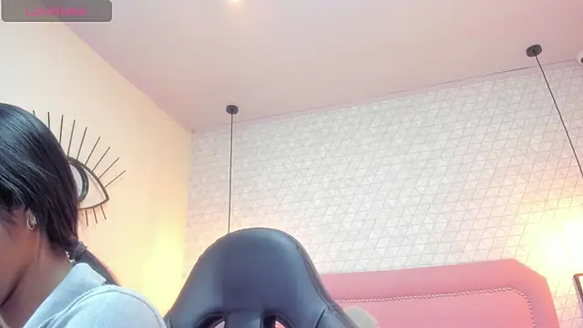 MAYROBERTSS online show from 11, 2, 2025