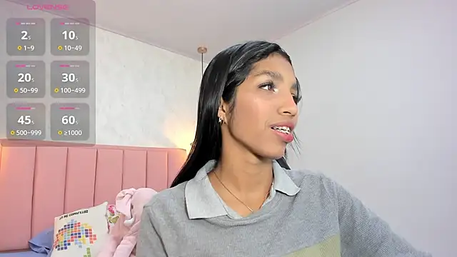 MAYROBERTSS online show from 14, 3, 2025