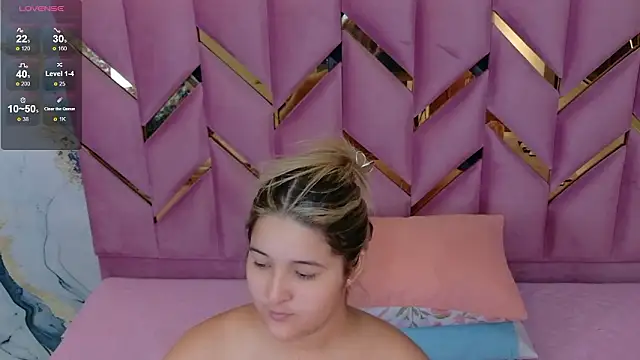 collegepawglovedaddy online show from 9, 3, 2026