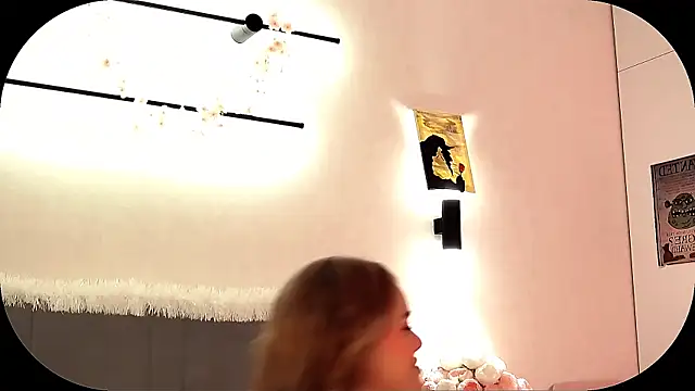 SIlviaBeyt online show from 5, 4, 2026