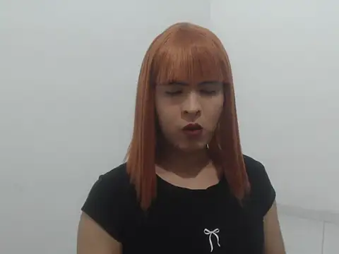 Snapshot of estefania224 chatting on 27, 4, 2026 estefania224 online show from 27, 4, 2026