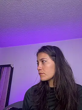 aurora divine online show from 17, 4, 2026