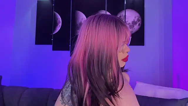 Snapshot of maddy_walker chatting on 1, 5, 2026 maddy walker online show from 1, 5, 2026