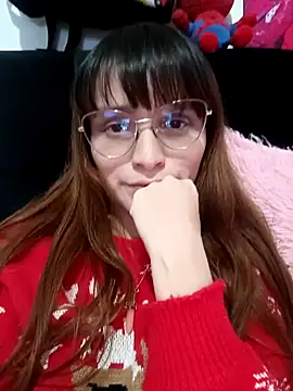 Snapshot of Lucyy-hess chatting on 18, 12, 2024 Lucyy-hess online show from 18, 12, 2024