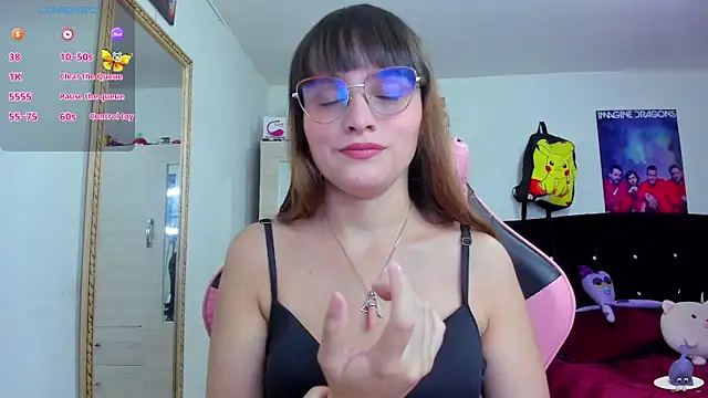 Snapshot of Lucyy-hess chatting on 26, 2, 2025 Lucyy-hess online show from 26, 2, 2025