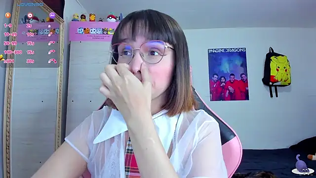Snapshot of Lucyy-hess chatting on 19, 9, 2025 Lucyy-hess online show from 19, 9, 2025