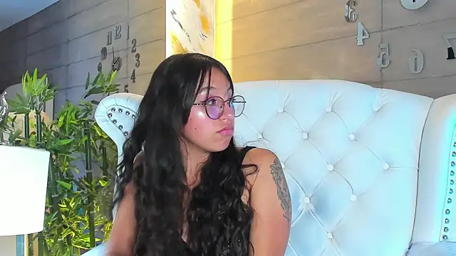 Snapshot of MadyJackson chatting on 28, 2, 2025 MadyJackson online show from 28, 2, 2025
