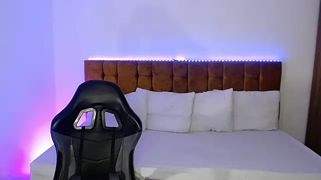 alexiaaross online show from 24, 9, 2025