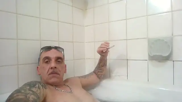 CandiedPompano online show from 14, 10, 2025