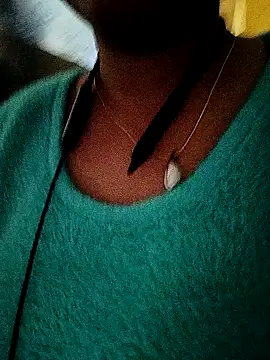 Snapshot of ruhi2003 chatting on 21, 12, 2024 ruhi2003 online show from 21, 12, 2024