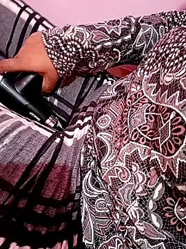 Snapshot of ruhi2003 chatting on 29, 1, 2025 ruhi2003 online show from 29, 1, 2025