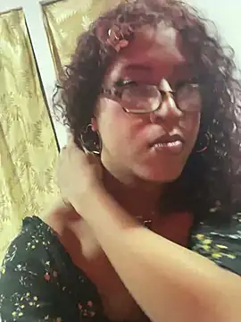 Snapshot of zahrivk1 chatting on 2, 2, 2025 zahrivk1 online show from 2, 2, 2025