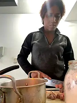 Snapshot of zahrivk1 chatting on 5, 10, 2025 zahrivk1 online show from 5, 10, 2025