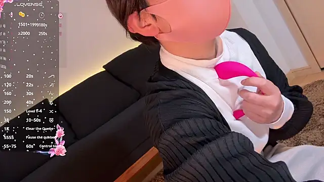 Snapshot of Risa_06 chatting on 14, 12, 2024 Risa 06 online show from 14, 12, 2024