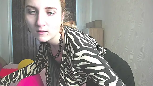 Snapshot of Miss_Elsa_ chatting on 14, 2, 2025 Miss Elsa online show from 14, 2, 2025