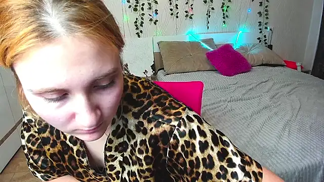 Snapshot of Miss_Elsa_ chatting on 4, 3, 2025 Miss Elsa online show from 4, 3, 2025