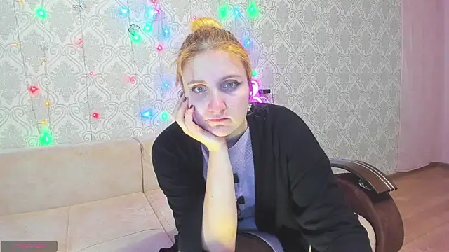 Snapshot of Miss_Elsa_ chatting on 12, 3, 2025 Miss Elsa online show from 12, 3, 2025