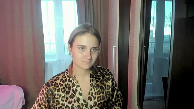 Snapshot of Miss_Elsa_ chatting on 18, 9, 2025 Miss Elsa online show from 18, 9, 2025