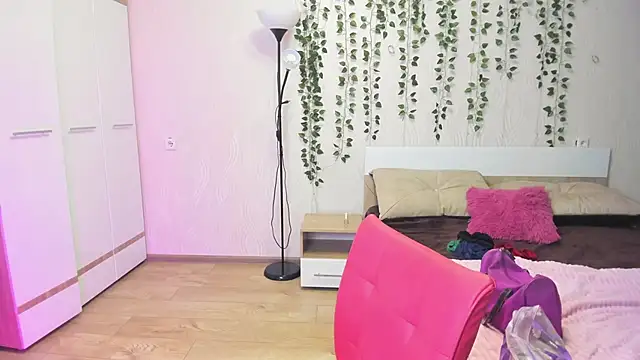 Snapshot of Miss_Elsa_ chatting on 3, 10, 2025 Miss Elsa online show from 3, 10, 2025