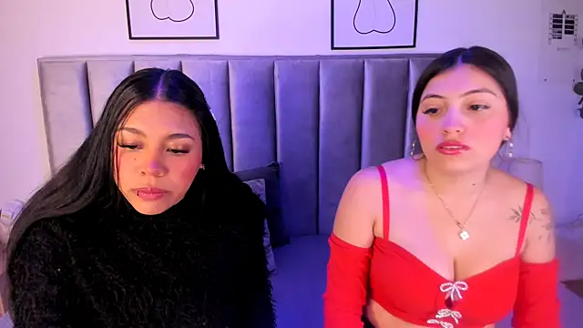 Snapshot of Emmy-Turnner chatting on 28, 11, 2025 Emmy-Turnner online show from 28, 11, 2025