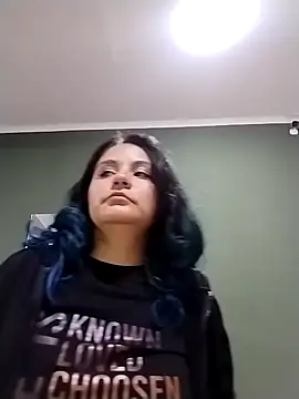 gigiqueen 18 online show from 8, 4, 2026