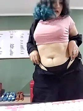 gigiqueen 18 online show from 9, 4, 2026