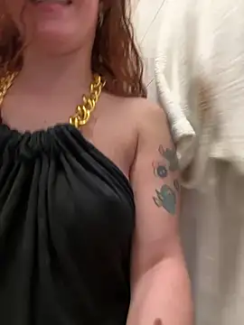 Snapshot of Nala_95 chatting on 16, 12, 2024 Nala 95 online show from 16, 12, 2024