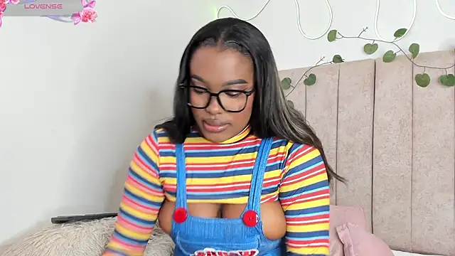 Snapshot of Kaseydelvey chatting on 27, 10, 2025 Kaseydelvey online show from 27, 10, 2025