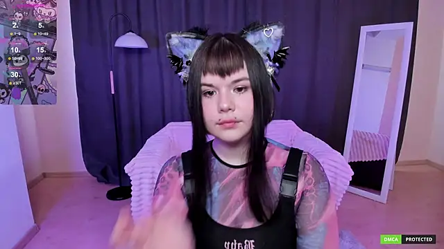 ClaireFaers  online show from 17, 4, 2026