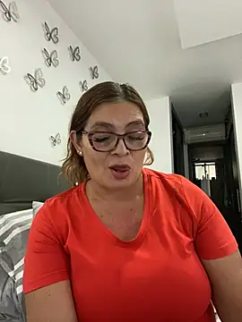 AntonellaAlondra4 online show from 1, 2, 2025