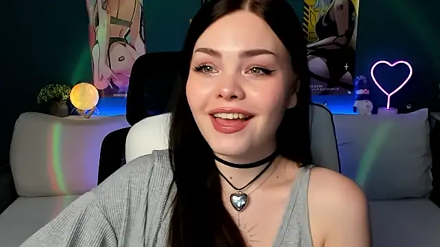 Snapshot of AkiraKatsu chatting on 5, 1, 2025 AkiraKatsu online show from 5, 1, 2025