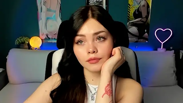 Snapshot of AkiraKatsu chatting on 17, 1, 2025 AkiraKatsu online show from 17, 1, 2025