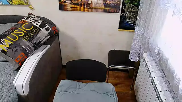 Lady Boom Wild  online show from 29, 11, 2025