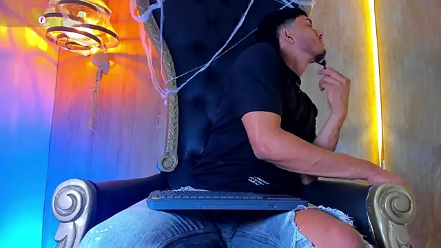 thaddeus king online show from 24, 10, 2025