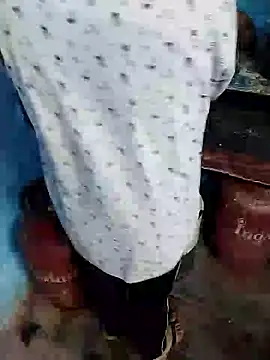 Snapshot of bobbyronak chatting on 21, 12, 2024 bobbyronak online show from 21, 12, 2024