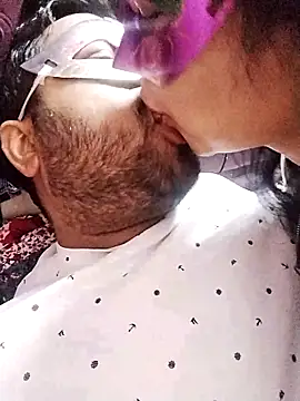 Snapshot of bobbyronak chatting on 31, 12, 2024 bobbyronak online show from 31, 12, 2024