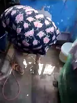 Snapshot of bobbyronak chatting on 12, 1, 2025 bobbyronak online show from 12, 1, 2025