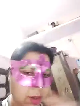 Snapshot of bobbyronak chatting on 10, 2, 2025 bobbyronak online show from 10, 2, 2025