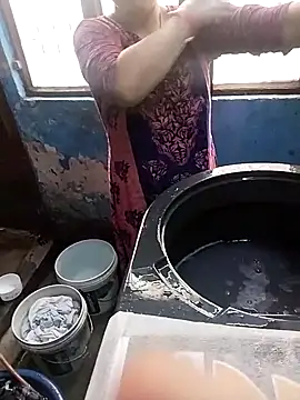 Snapshot of bobbyronak chatting on 16, 2, 2025 bobbyronak online show from 16, 2, 2025